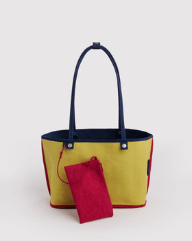 Medium Nylon Reversible Tote G9