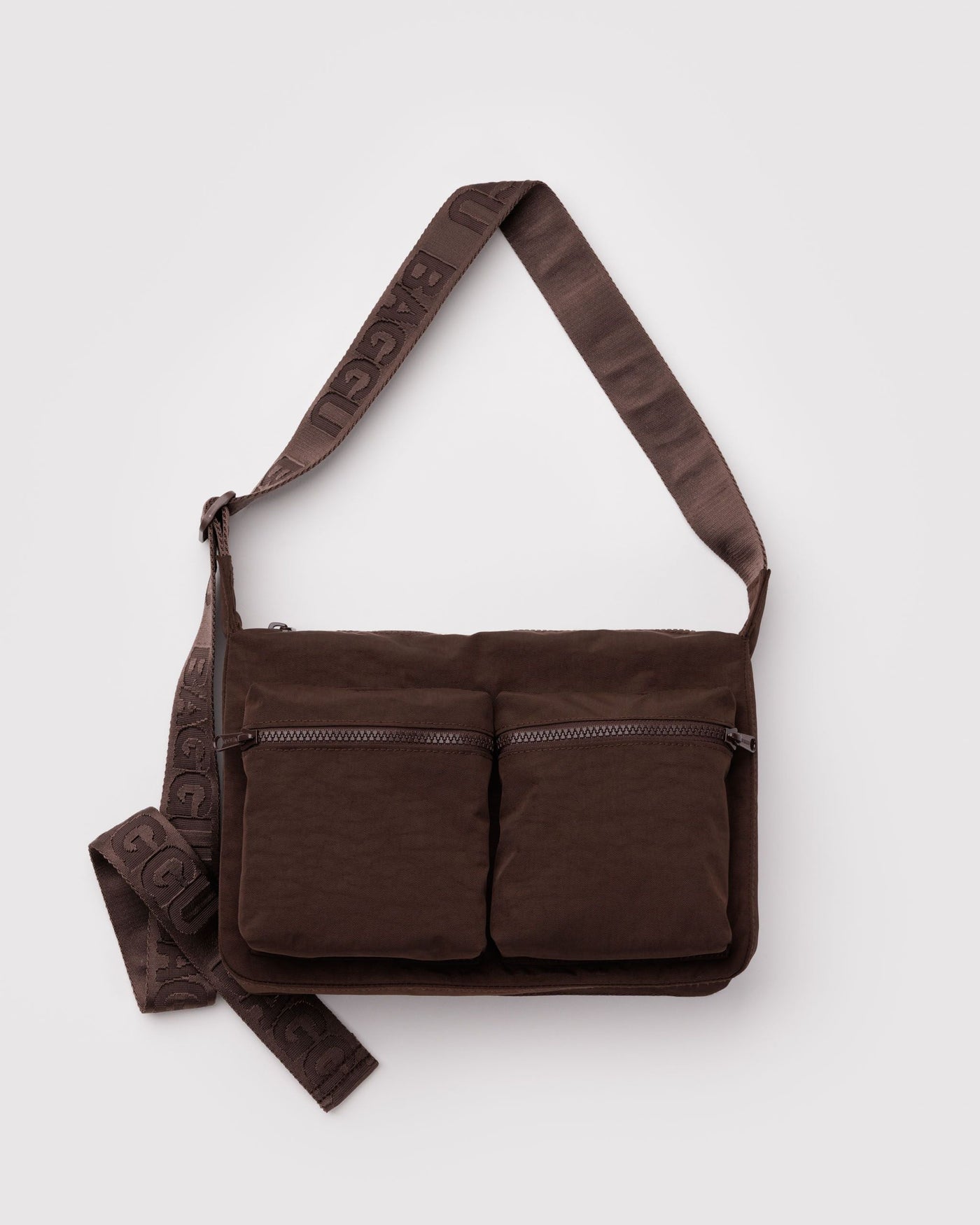 Medium Cargo Crossbody E4