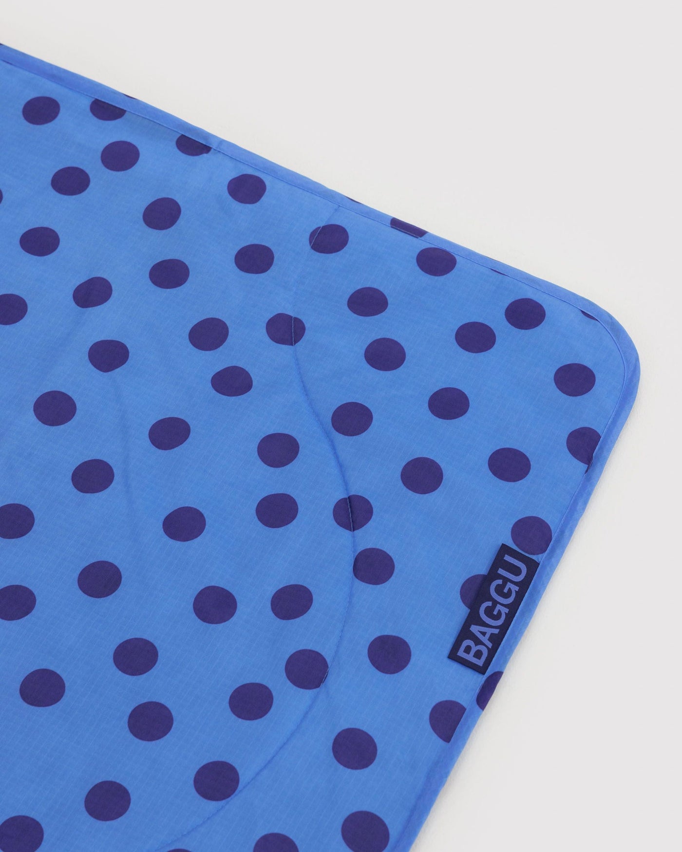 Puffy Picnic Blanket Y0